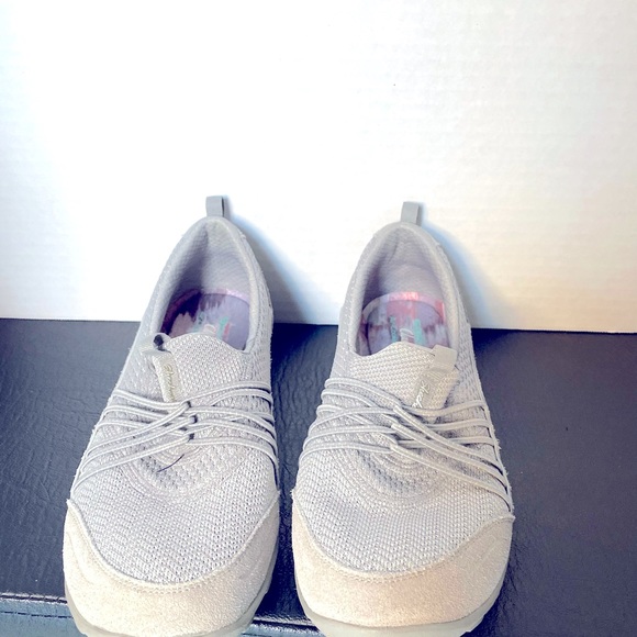 Sketchers Empress walking comfort shoe womens gray size 9 classic fit air cooled - Picture 3 of 5